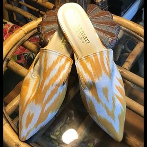 SUZANIART Sufi Style Shoes Marigold & White NWOTs EU Sz 39 USA 8.5 ish
